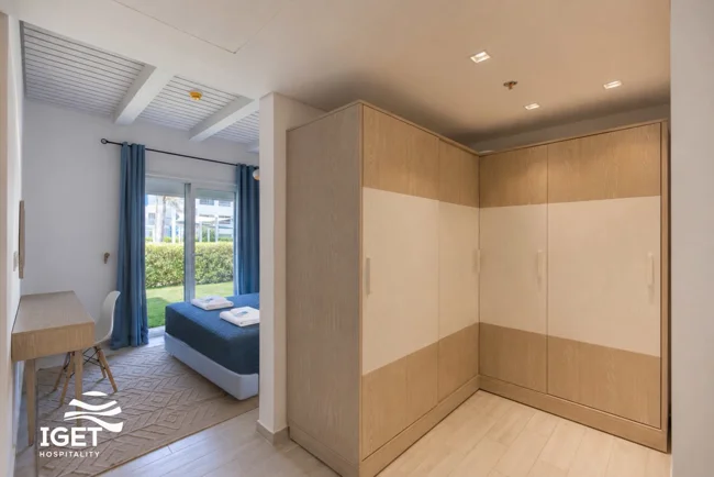 Image of Luxury Serviced Apartment with Direct Sea & Pool Views